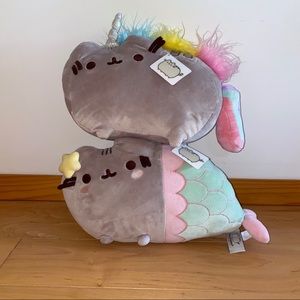 Two Pusheen plushies, new with tags